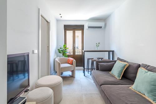 Cuatro Caminos Apartment | Piso a estrenar con balcon
