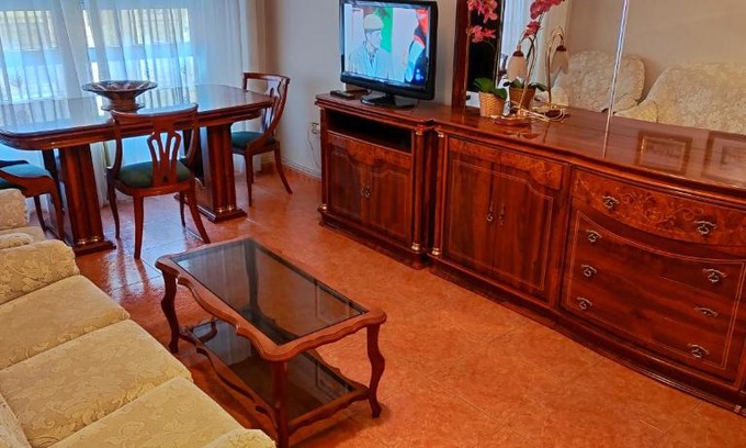 Albacete Apartment | Piso céntrico 3 dormitorios con 2 baños cerca de la feria