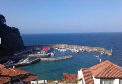Lastres Apartment | Piso con vistas al puerto