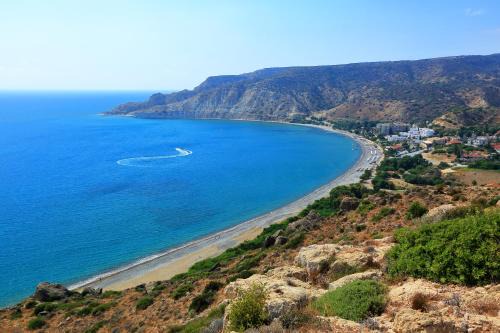 Pissouri Apartment | Pissouri bay studio
