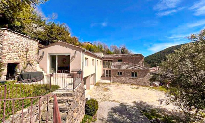 Robiac-Rochessadoule House | Pittoresque maison de vacances