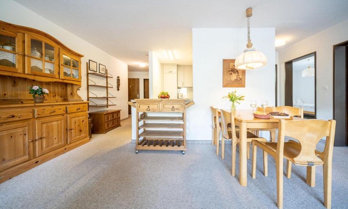 Vulpera Apartment | PL 204 Geraeumige 3,5-Zimmer-Wohnung im Haus Plavna mit grossem Balkon