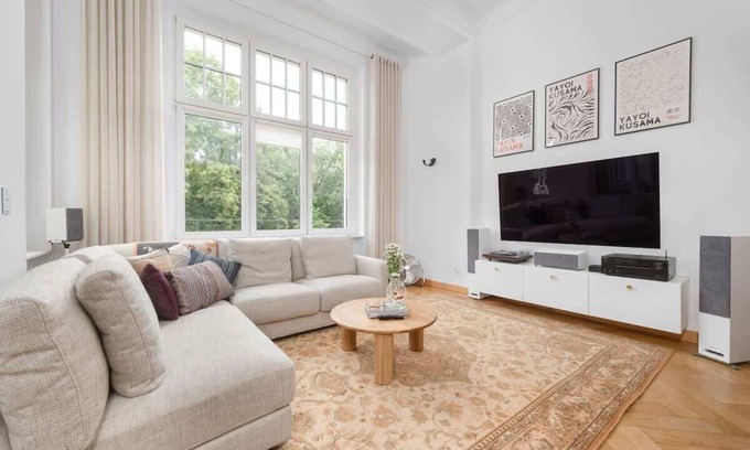 Srodmiescie Apartment | pl. Staszica 24 | Prestigious Apartment | WiFi