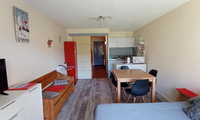 Saint-Lary-Soulan Apartment | Pla d' Adet, appart 4 personnes Résidence le Grand Stemm , station de ski Saint Lary , pieds des pistes et randonnées
