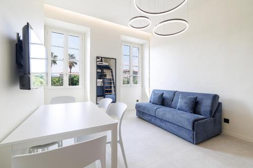 Old Town Apartment | PLACE MASSENA Coulée Verte