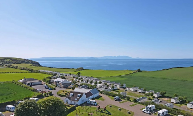 Ayr Cottage | Pladda Pod with Hot Tub