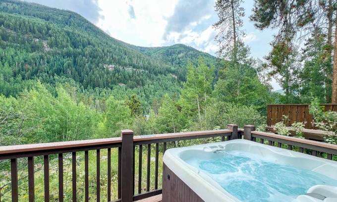 Vail Ski Chalet | Plan an Intimate Getaway to our Charming 2BR East Vail Chalet! Hot Tub, Views, Access to In-Town Bus