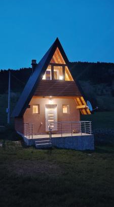 Ninkovici House | Planinski san