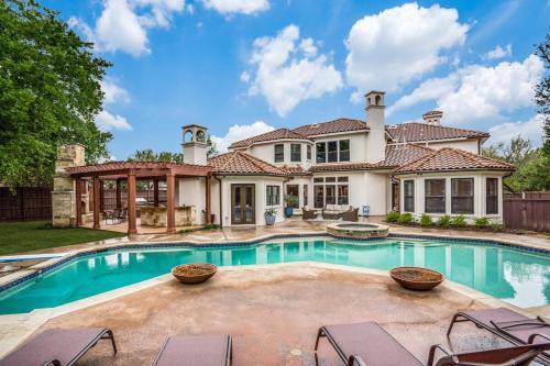 Plano House | Plano Mansion with Huge Pool