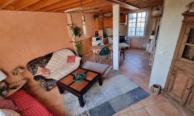 Saint-Maurice-en-Cotentin House | Plantation de poivre- La Petite Rivière