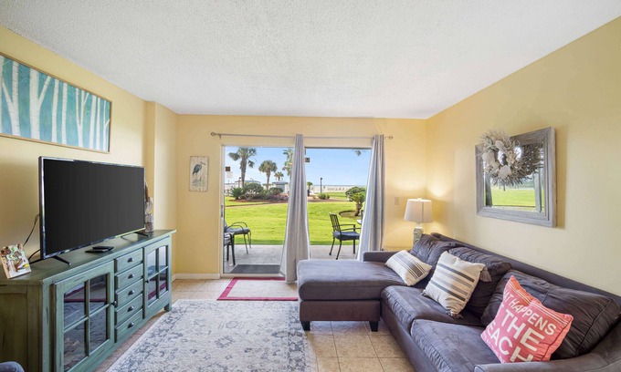 Fort Morgan Condo | Plantation Palms 6110 - Upgraded ground floor condo & great amenities
