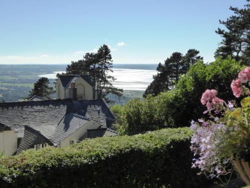Llanfairfechan Bed & Breakfast | Plas Heulog Holiday Accommodation
