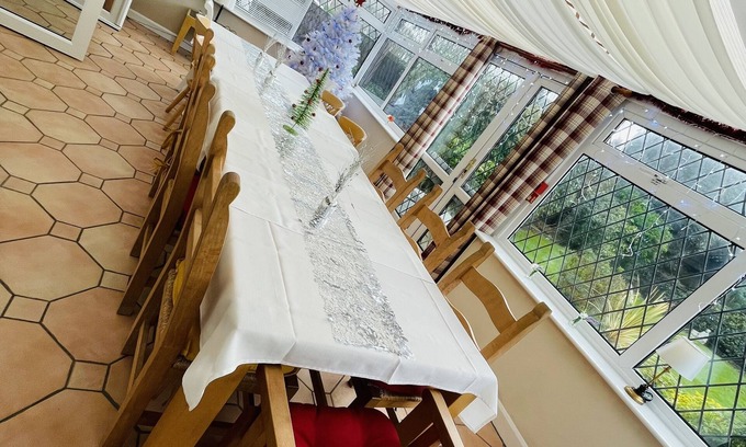 Llanddulas House | Plas Tirion