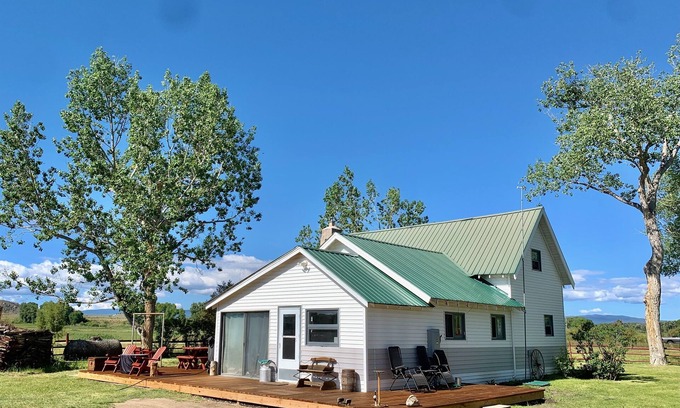 Saratoga Other | Platte River Homestead - Rustic Charm Meets Riverfront Serenity