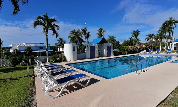 Playa Blanca Apartment | Playa Blanca 3bdrm Balcony Ocean View