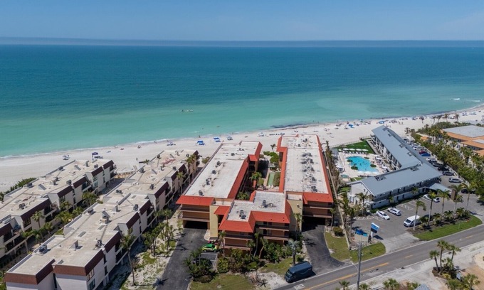 Holmes Beach Condo | Playa Encantada 106 2 Bedroom Condo