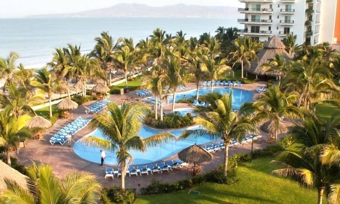 Nuevo Vallarta Condo | Playa Royal Oceanfront Condo