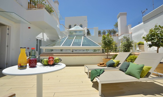 Old Town Apartment | Plaza Mina Suites - Adults Recommended