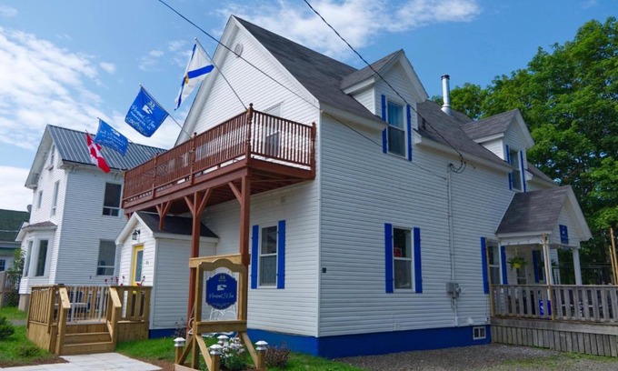 Parrsboro Bed & Breakfast | Pleasant Street Inn