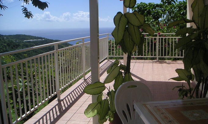 Le Carbet Apartment | Pleasant STUDIO conditioning. CARBET in the North Caribbean ds ds 1 ventilated place quiet WIFI