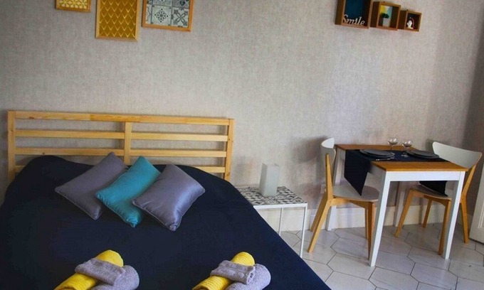 Faubourg Sud Apartment | Pleasant studio, fully equipped and close to Dijon city center and the faculties.
