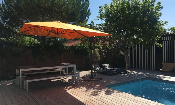 Claouey House | Pleasant wooden house with character, design decoration and swimming pool