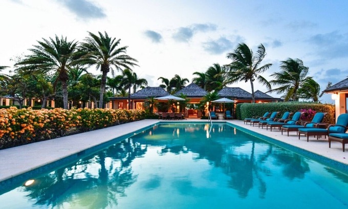 Long Island House | *Please Enquire* Specials available. Stunning new 7 bedroom Estate Home in Jumby Bay on the beach