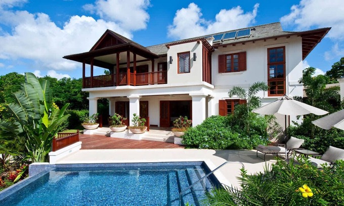 Halcyon Heights Villa | Please Inquire Before Booking – Luxury Villa