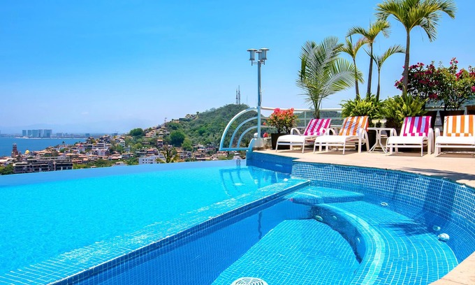 Alta Vista Villa | Please Inquire Before Booking – Luxury Villa