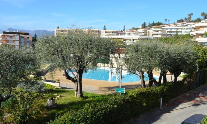 Nice Apartment | PLEIN CIEL - Appartement 5 personnes avec piscine sur la Corniche Fleurie à Nice