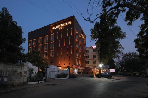 Ellis Bridge Hotel | Plenteous Inn