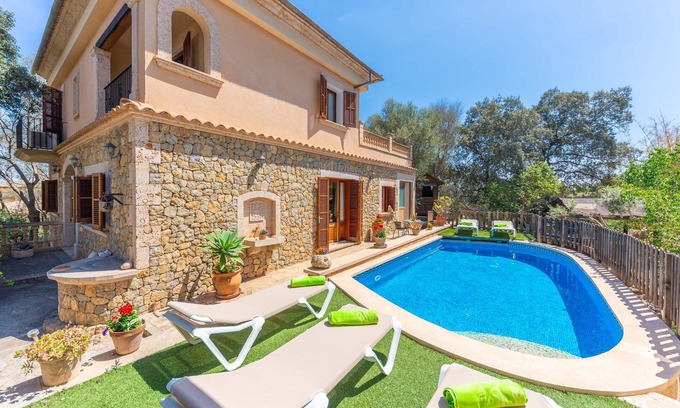 Maria de la Salut Villa | PLETA DE SON MONJO - Rustic house with private pool and free Wifi