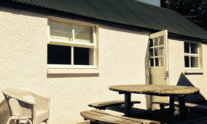 Plockton Apartment | Plockton Wee Bothy by the sea