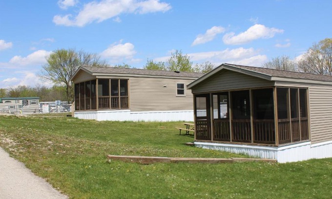 Plymouth Resort | Plymouth Rock Camping Resort Two-Bedroom Park Model 9