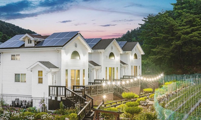 Pocheon House | Pocheon Aleumdaun Pension