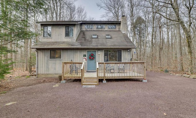 Pocono Pines House | Pocono Pines Home with Private Hot Tub!