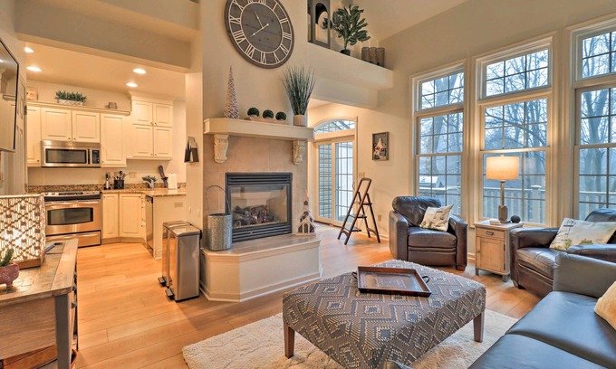 Lake Harmony House | Poconos Townhome - Walk to Big Boulder Lake!