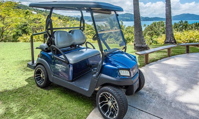 Hamilton Island Apartment | POINCIANA 101 HAMILTON ISLAND CENTRALLY LOCATED 3 BEDROOM, plus BUGGY!
