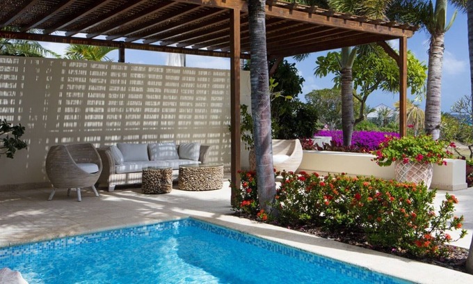 Long Island Villa | Poinciana Villa - Beach Front - 2 Bedrooms