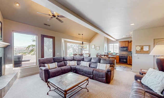 St. George House | Point Vista Retreat