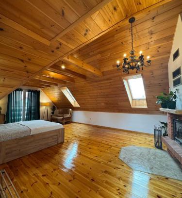 Bielsk Podlaski House | Pokój Przy Kominku