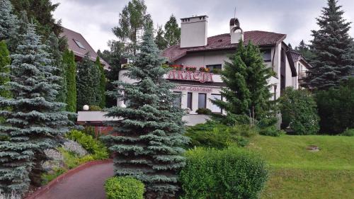 Polanica-Zdroj Bed & Breakfast | Pokoje Gościnne Akacja