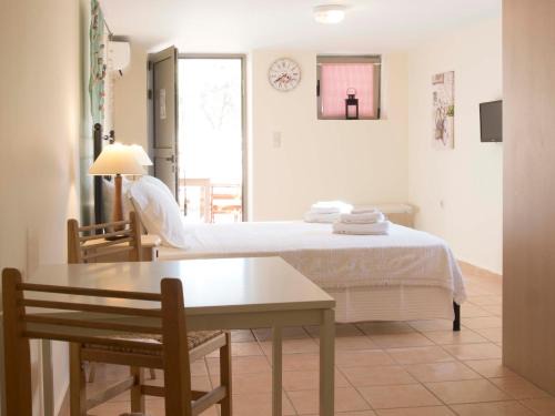 Riglia Apartment | Poliana Estate Studios