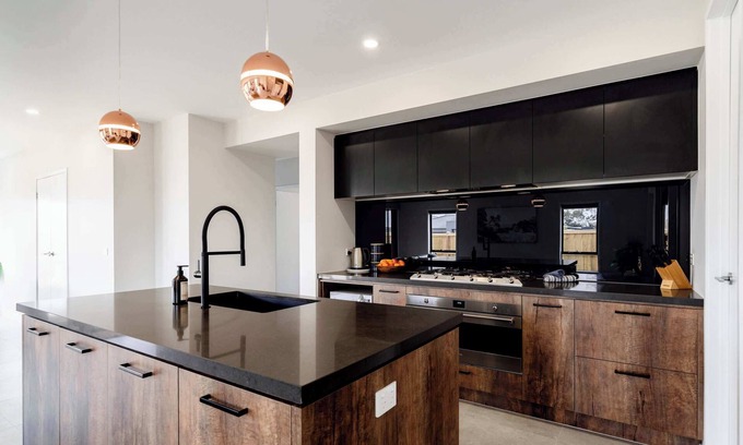 Mount Duneed House | Pollen Escape I Family Getaway I Corporate Stays