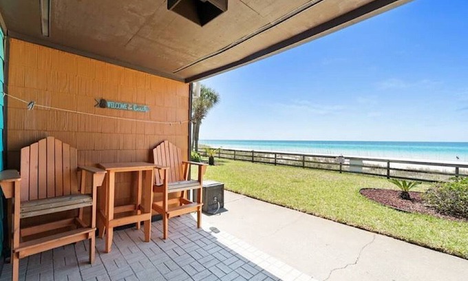 Panama City Beach Condo | Polynesian #104 Ground Level