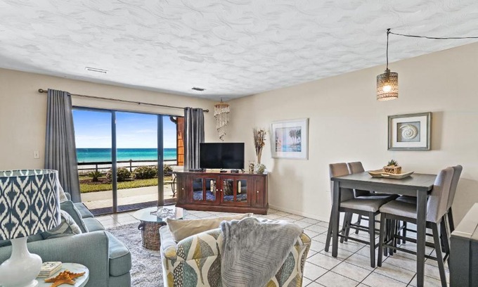 Panama City Beach Apartment | Polynesian Village Resort