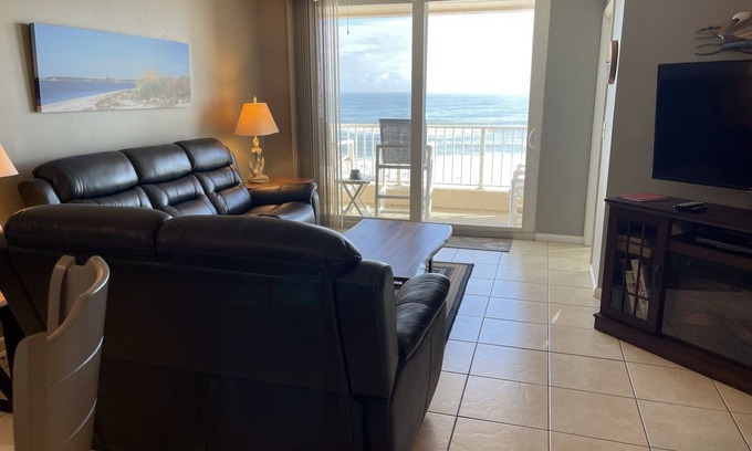 Ponce Inlet Condo | Ponce Inlet Oceanfront with Private Balcony, No-Drive Beach, Newly Renovated