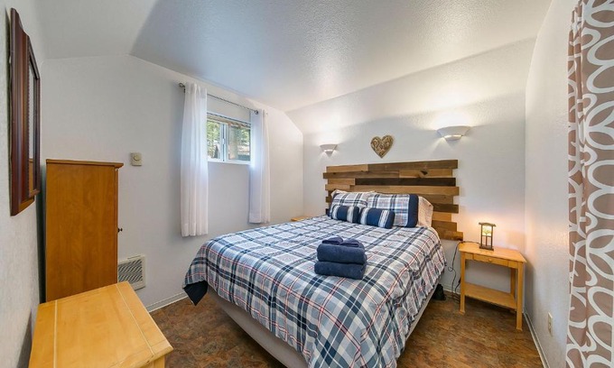 Joseph House | Ponderosa Prairie
