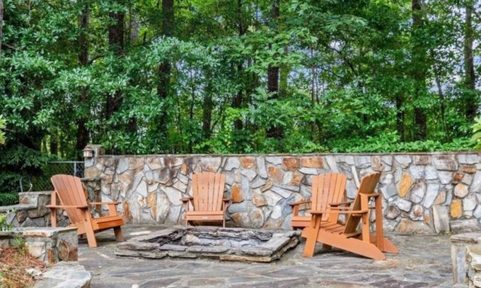 Southern Pines House | Pool among the Pines... Close to the airport near Southern Pines and Pinehurst