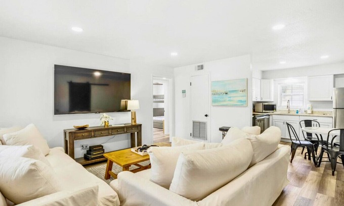 Fort Walton Beach Apartment | POOL and Heated SPA-Bluefish #5- OKA Island 2BR